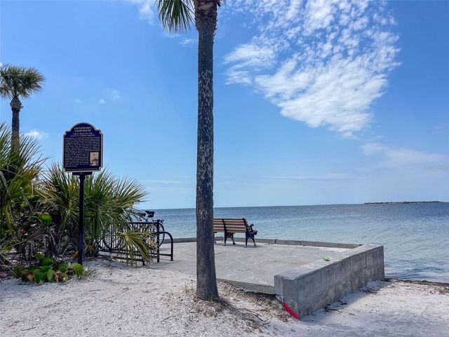 112 S FLORIDA AVENUE, Tarpon Springs, FL 34689