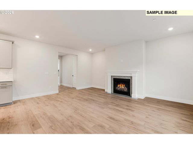 15915 Sw Bluewater Ter, Tigard, OR 97224
