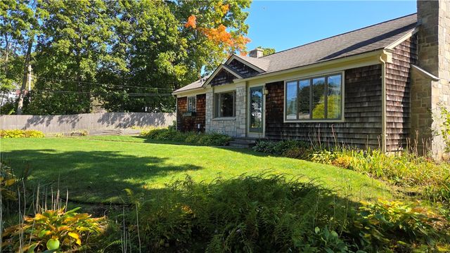 69 Station Street, Coventry, RI 02816