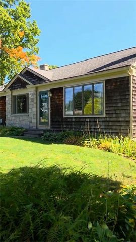 69 Station Street, Coventry, RI 02816