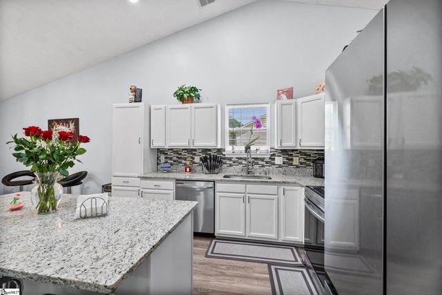 707 Mirabelle Court, Spartanburg, SC 29301