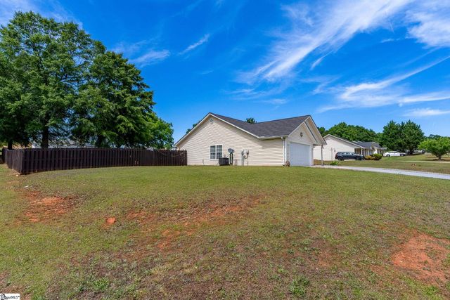 707 Mirabelle Court, Spartanburg, SC 29301
