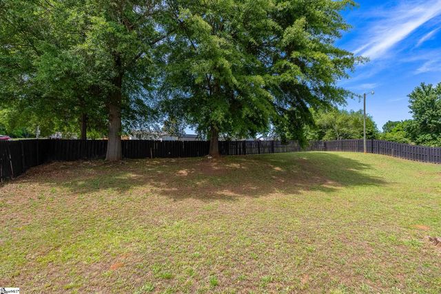 707 Mirabelle Court, Spartanburg, SC 29301