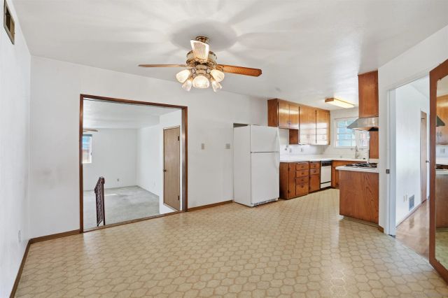 3721 BEN ST., San Diego, CA 92111