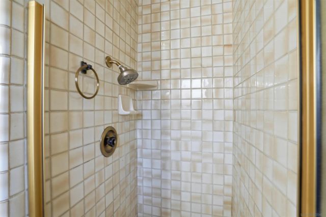3721 BEN ST., San Diego, CA 92111