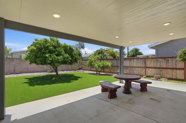 3721 BEN ST., San Diego, CA 92111