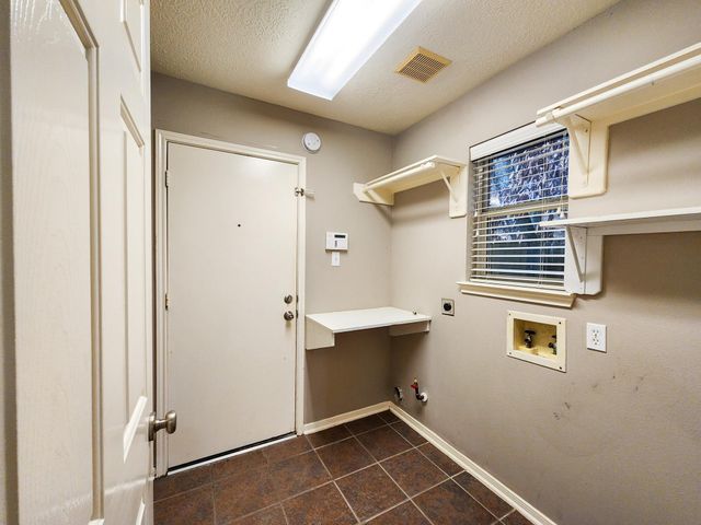 7 Wild Orchid Court, Conroe, TX 77385