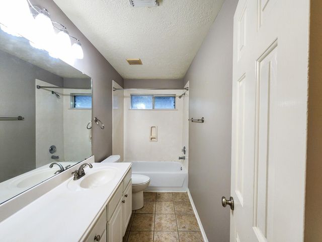7 Wild Orchid Court, Conroe, TX 77385