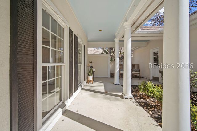 10 Canebrake Ln, Bluffton, SC 29910