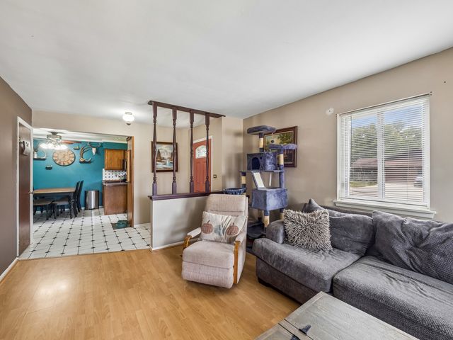 131 Innsbrook Drive, Streamwood, IL 60107