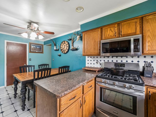 131 Innsbrook Drive, Streamwood, IL 60107