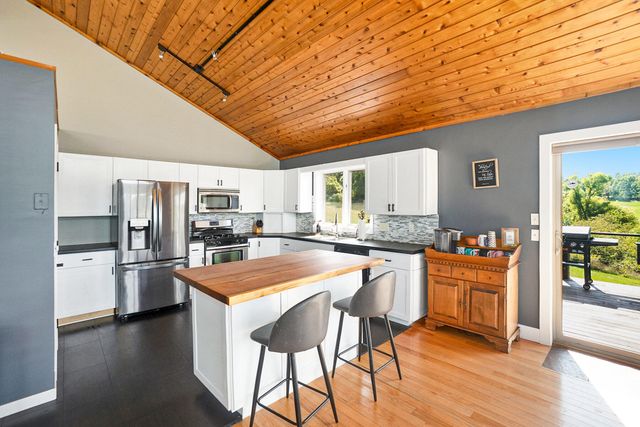 4154 S Sunset Drive, Dayton Twp, MI 49412