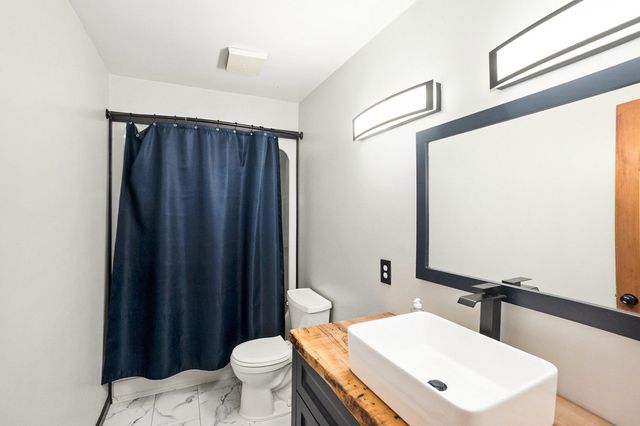 4154 S Sunset Drive, Dayton Twp, MI 49412