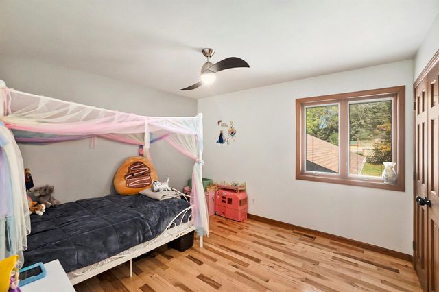 4154 S Sunset Drive, Dayton Twp, MI 49412