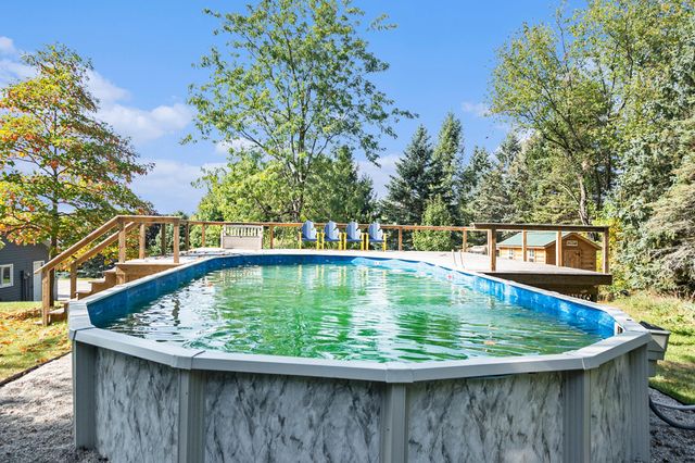 4154 S Sunset Drive, Dayton Twp, MI 49412