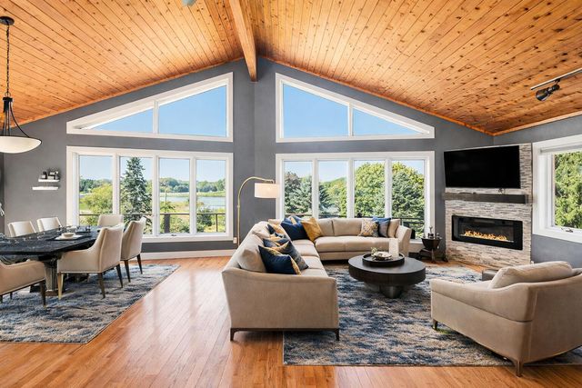 4154 S Sunset Drive, Dayton Twp, MI 49412