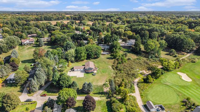 4154 S Sunset Drive, Dayton Twp, MI 49412