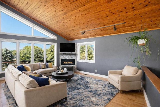 4154 S Sunset Drive, Dayton Twp, MI 49412