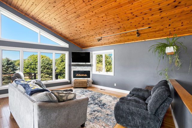 4154 S Sunset Drive, Dayton Twp, MI 49412