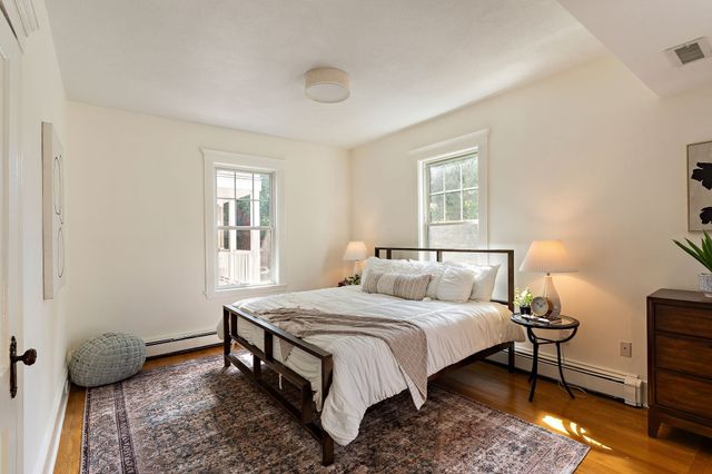 85 Trowbridge St 2, Cambridge, MA 02138