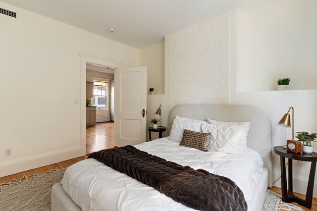 85 Trowbridge St 2, Cambridge, MA 02138