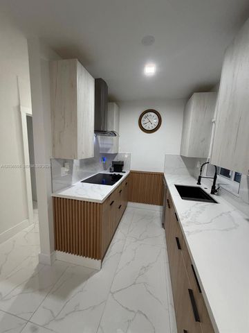 1524 NE 182nd Street, North Miami Beach, FL 33162