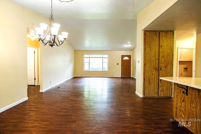2572 Navajo Circle, Twin Falls, ID 83301