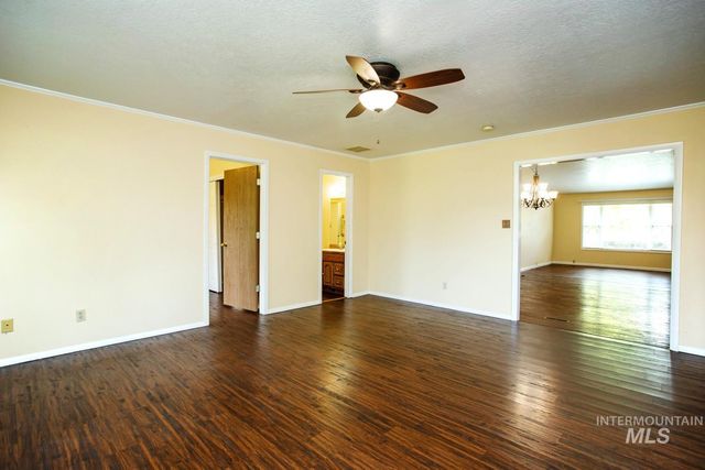 2572 Navajo Circle, Twin Falls, ID 83301