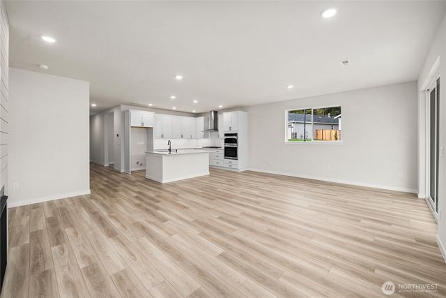 6010 SW Thornhill Avenue, Port Orchard, WA 98367