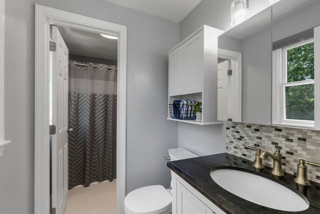 11 Mary David Rd, Yarmouth, MA 02675