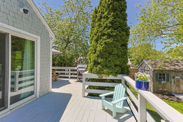11 Mary David Rd, Yarmouth, MA 02675