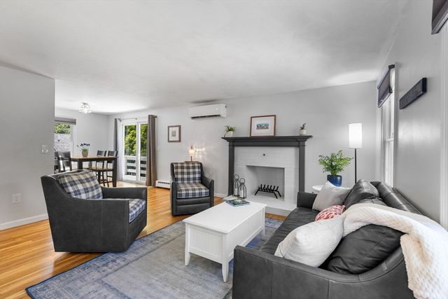 11 Mary David Rd, Yarmouth, MA 02675