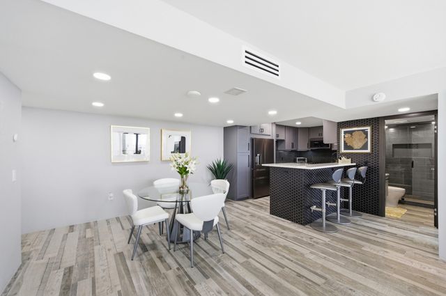 5600 N Flagler Drive 905, West Palm Beach, FL 33407