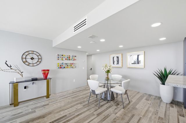 5600 N Flagler Drive 905, West Palm Beach, FL 33407