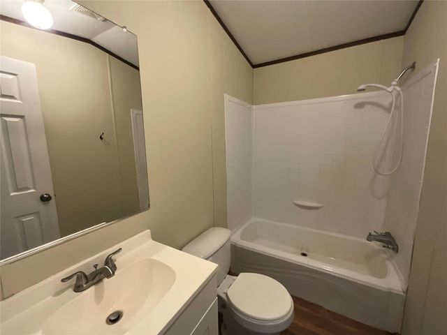 133 Country Oaks Street, Brazoria, TX 77422