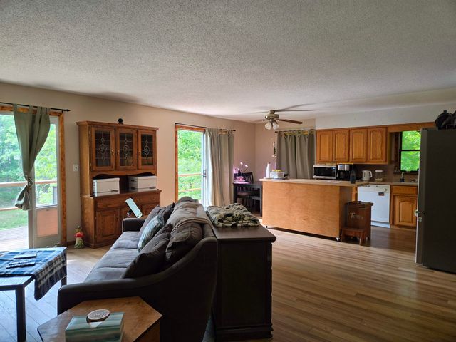 97 Lakeside Drive, Ozark Acres, AR 72482