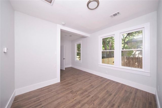 208 W 45th ST 208, Austin, TX 78751