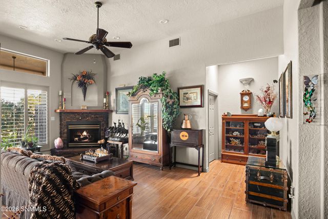 1606 Via Diamante, Las Cruces, NM 88007