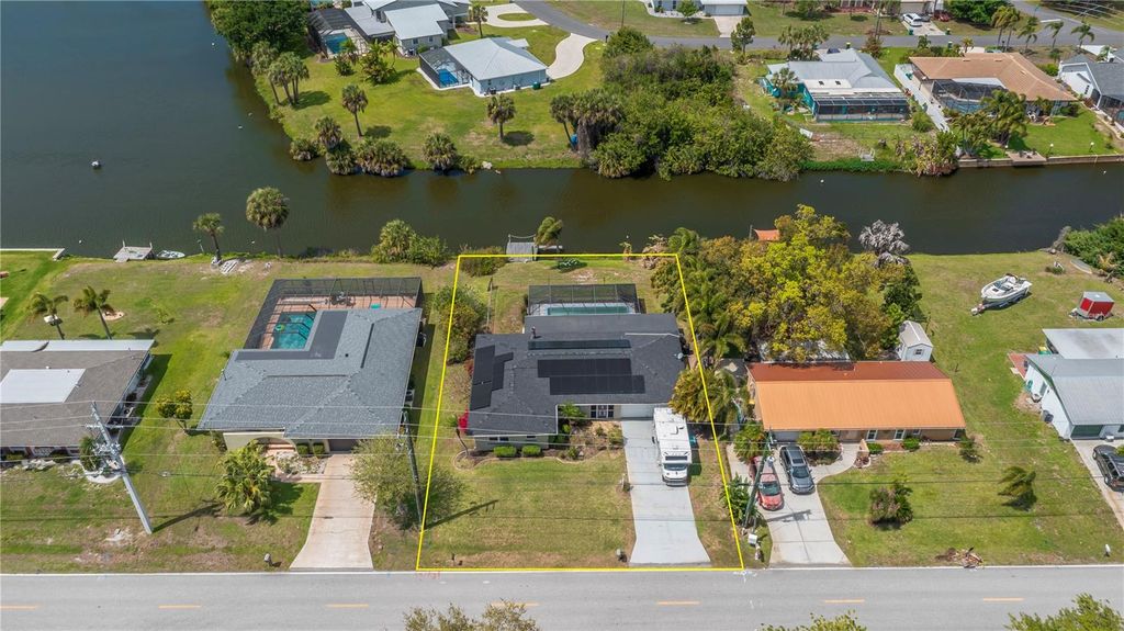 Image 4 of property listing at 2479 ACHILLES STREET, Punta Gorda, FL 33980