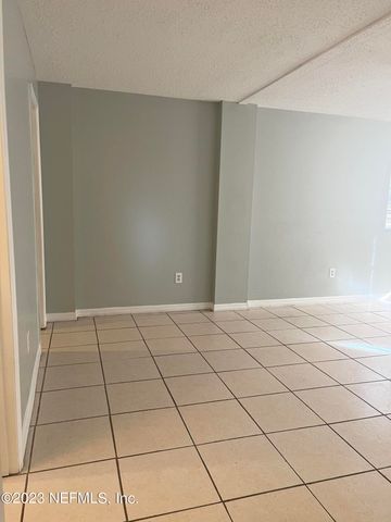 5467 WINDERMERE Drive, Jacksonville, FL 32211