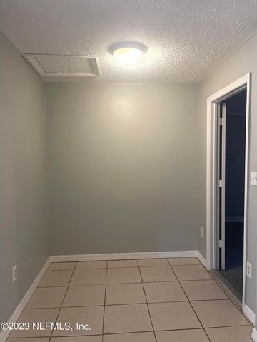 5467 WINDERMERE Drive, Jacksonville, FL 32211