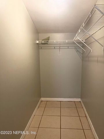 5467 WINDERMERE Drive, Jacksonville, FL 32211