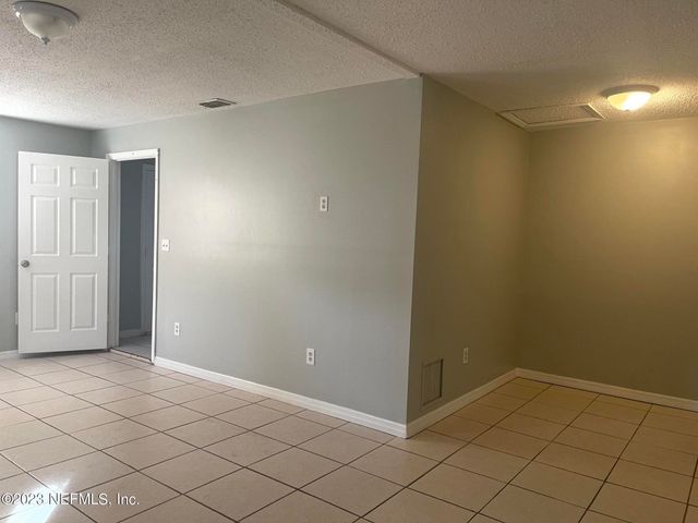 5467 WINDERMERE Drive, Jacksonville, FL 32211