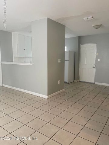 5467 WINDERMERE Drive, Jacksonville, FL 32211