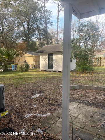 5467 WINDERMERE Drive, Jacksonville, FL 32211