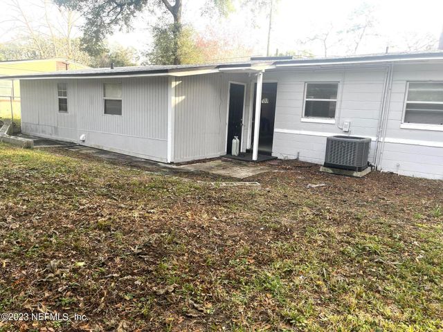 5467 WINDERMERE Drive, Jacksonville, FL 32211