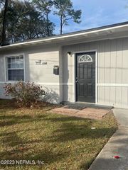 5467 WINDERMERE Drive, Jacksonville, FL 32211