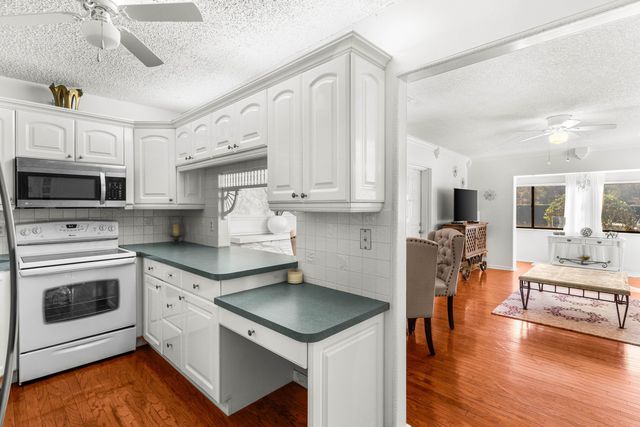 821 Sky Pine Way A1, Greenacres, FL 33415