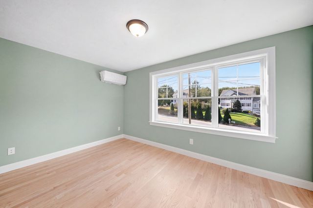 148 Groton Rd C, Chelmsford, MA 01863