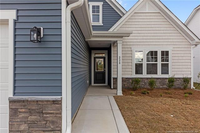 228 Marlborough Street, Raeford, NC 28376